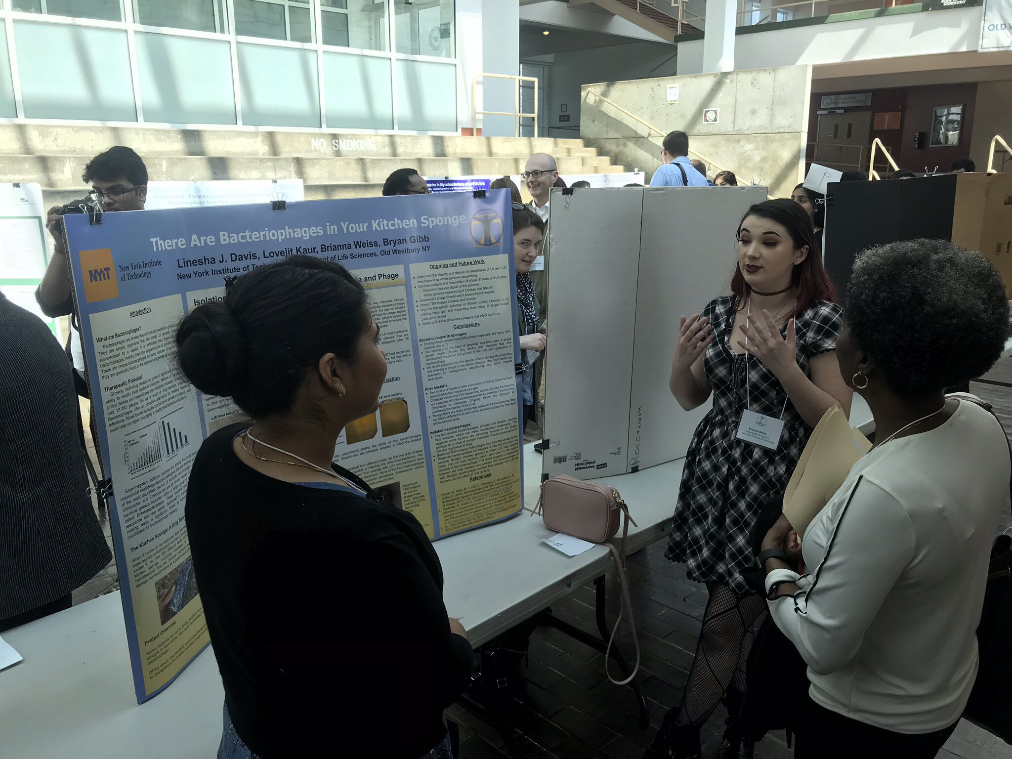 Lovejit Kaur and Brianna Weiss present their work on bacteriophages isolated from kitchen sponges at the NYC SEA-PHAGE symposium