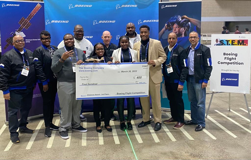 New York Tech was the only university representing Region-1 at the conference and the New York Tech Flight Crew placed third in the competition! 